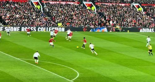 RiRCcGSYCO93Aq K.jpg