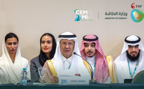 HAUUOYmXYAAhB Q?format=jpg.jpg