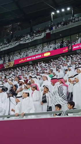 lQESzca Vd8T3i5L.jpg