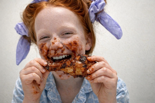 20260203 2152 Barbecue Joy remix 01kgkcdypeebmr5yv51nxgz2e6.png