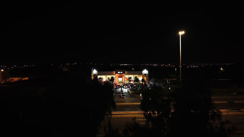 aLe 2INLT4SZWovZ.jpg