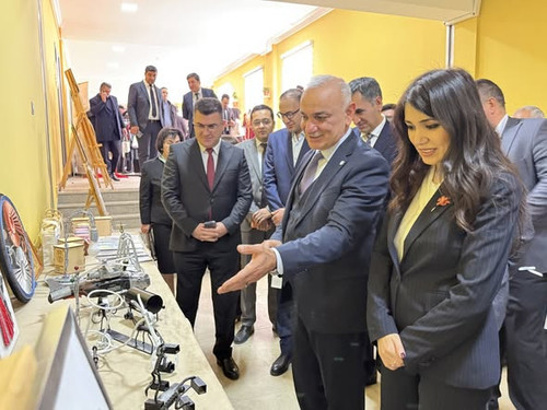 605086903 1299145438907236 688287308988148723 n.jpg?stp=cp6 dst jpg s590x590 tt6& nc cat=100&ccb=1 7.jpg