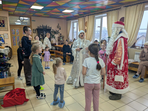 photo 5352785516325179601 y.jpg