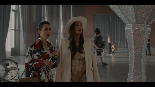 Emily.in.Paris.S05E02.Got.to.be.Real.2160p.NF.WEB DL.CZ EN.DD+5.1.DoVi.HDR.H265 POKE.mkv 20251222 12