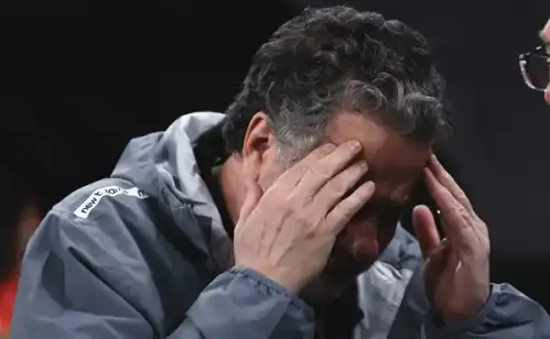 Pressão aumenta, e oposição coleta assinaturas para destituir Casares do comando do São Paulo