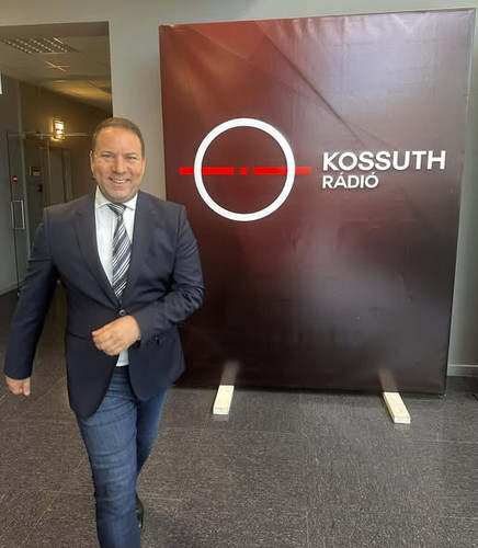 604908261 879486244438885 1871615475397765727 n.jpg?stp=cp6 dst jpg s590x590 tt6& nc cat=101&ccb=1 7.jpg