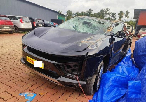 97666277 Crash 1.jpg