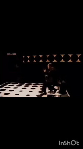 YE3Bbh5QEFnbjCgW.jpg