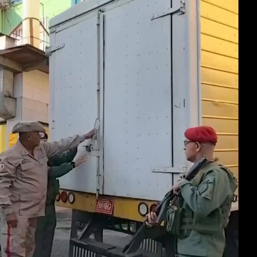 jlxeC1wxIu0LjHy4.jpg