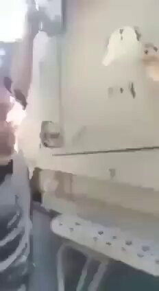 p6YmPlG HEJmfu R.jpg