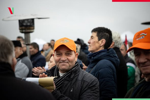 605716554 1428767488620845 6410327104842275282 n.jpg?stp=dst jpg s590x590 tt6& nc cat=101& nc cb=99b.jpg