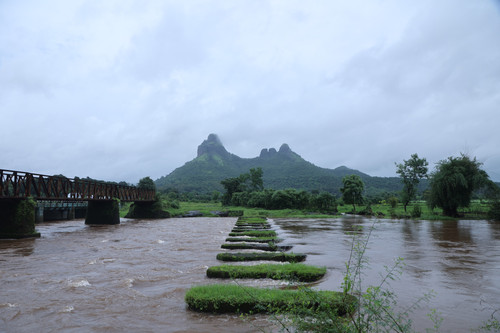 investment land in mumbai.jpg.jpg