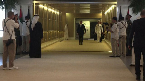 QXXGplHKZQthKNo .jpg