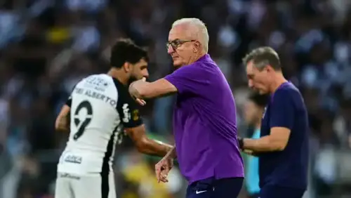 Dorival revela pressão interna no São Paulo: "Falei aos atletas que precisamos reagir
