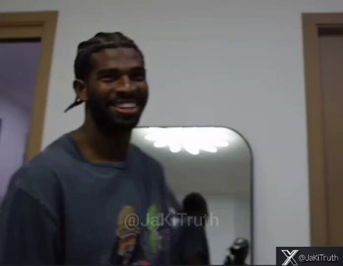 XRSYjx0ZRdWM ieW.jpg