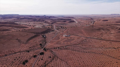 0kJ13RdqeETvB R8.jpg