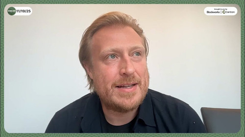 GLboun21I2Yr UuM.jpg