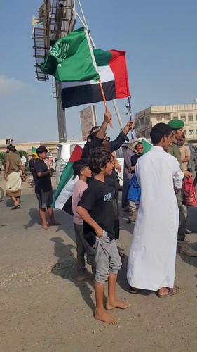 DLYyXpwz XIEDt T.jpg