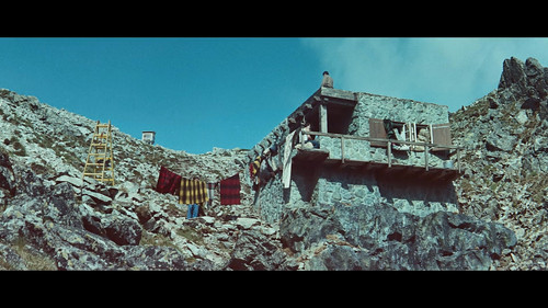 Medena.veza.1970.1080p.NF.WEB DL.SK.AAC.2.0.x264 My.mkv 20251222 114527.003.jpg