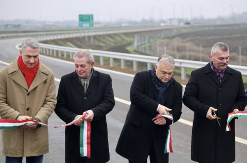 600374079 1392372075589104 7423695745521334975 n.jpg?stp=cp6 dst jpg s590x590 tt6& nc cat=105&ccb=1 .jpg