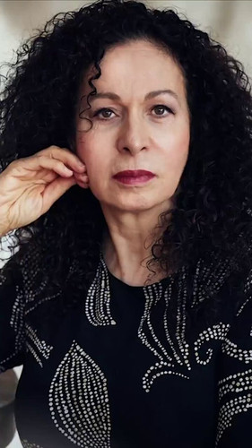 R9 e8piqVB9LjNs7.jpg