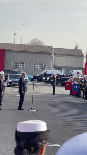 Y00 gwYkjQ9QJtP3.jpg