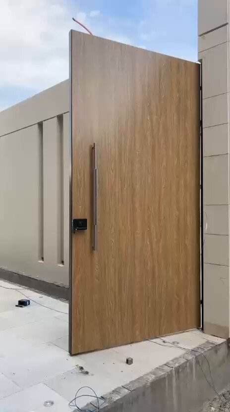 R384Zl5 YA4vvw n.jpg