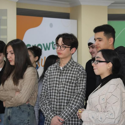 605294396 18382587400147807 4426364181853458245 n.jpg?stp=dst jpg s590x590 tt6& nc cat=103&ccb=1 7& .jpg