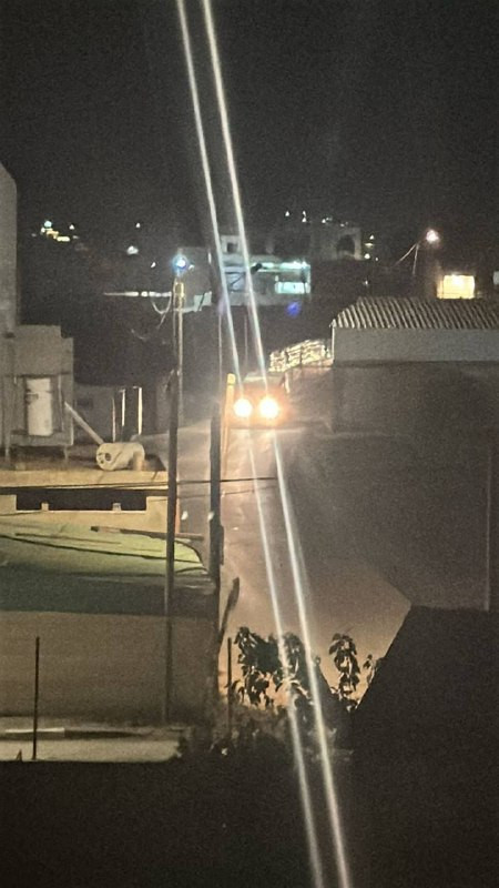 اندلاع مواجهات في بلدة بيت فوريك شرق نابلس، وقوات الاحتلال تُطلق الرصاص الحي تجاه الشبان....