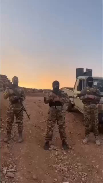 K92mKALTjXRY1AW8.jpg
