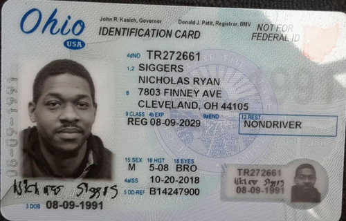 Nicholas R Siggers licens.jpg