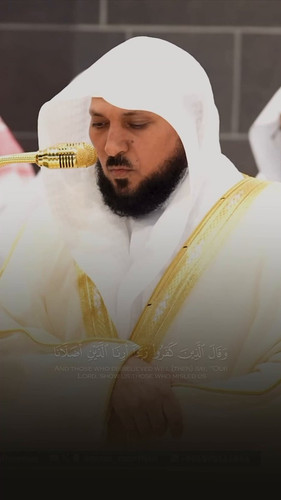 zjs2xrD2NaQoZi3O.jpg