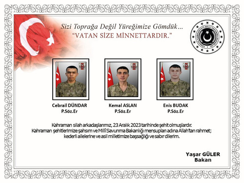 G81 ARxWEAA26ik.jpg