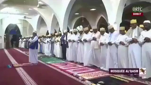 UE3Ek Be6wdHo8IM.jpg