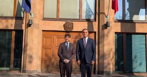 399554126795700924?url=https%3A%2F%2Fwww.aravot.am%2Fwp content%2Fuploads%2F2025%2F12%2Folivier decc.jpg