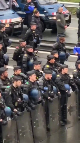 DTAT 4bxls FpDB8.jpg