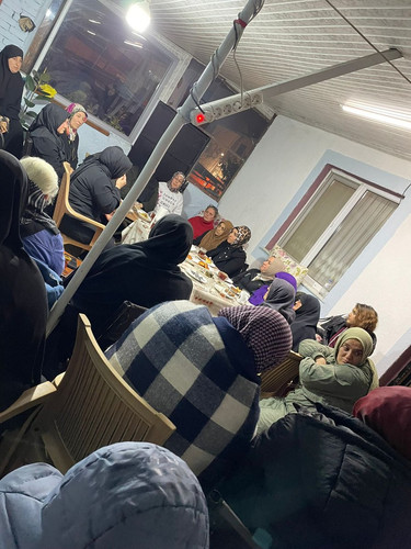 G8zBKFqXQAA41UC.jpg