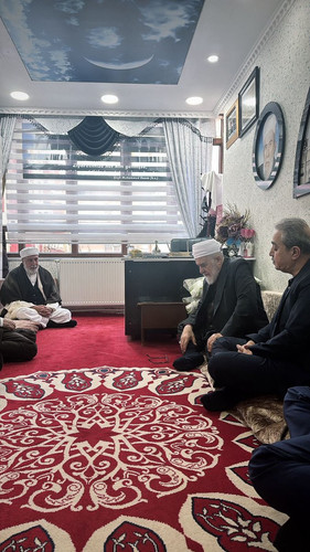 G8zAxZsWUAEdTAT.jpg