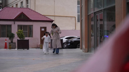 c alYVPBwDEE8vMt.jpg