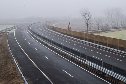 602465107 1260471915893218 1175097588440271190 n.jpg?stp=dst jpg s590x590 tt6& nc cat=101& nc cb=99b.jpg