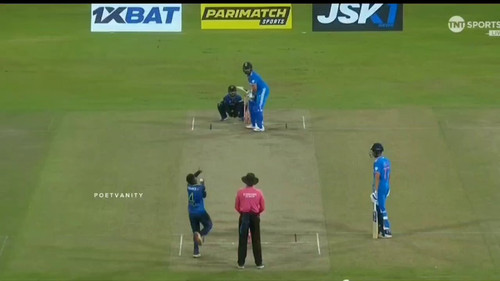 X4z3V9 5UptQaIIm.jpg