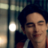 ezgif 36259337fba175df.gif