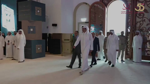 v2Fo1WsCY8 ZIfxR.jpg