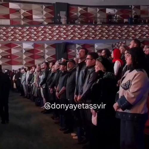9k1yexruyVi1EFOX.jpg
