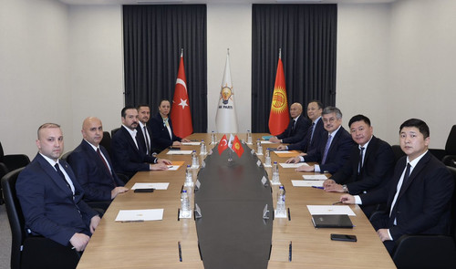 G8xtYg1bUAAbp30.jpg