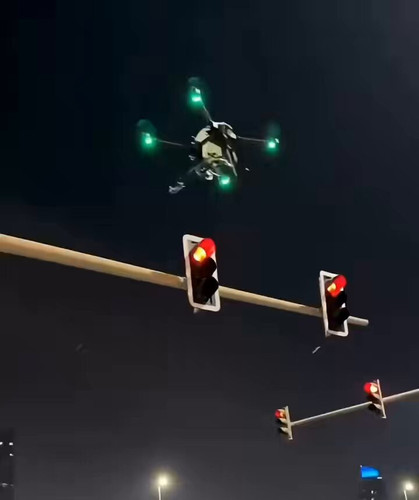 qyYGx4dR7ww0SyxV.jpg