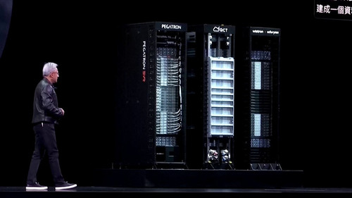 oruX 8eWYHNe o47.jpg