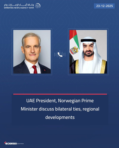 G8zIYEnboAA 5EE.jpg