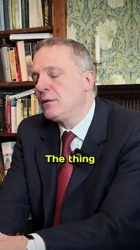 eHpcvAWVvriuxtBH.jpg