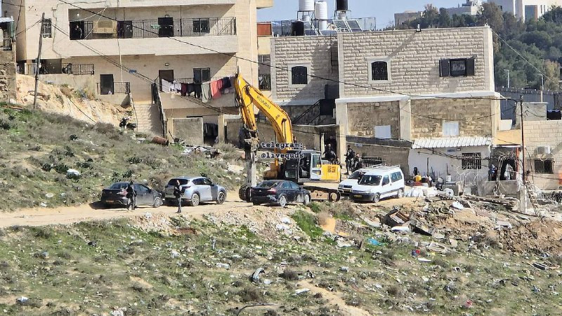 جيش الاحتلال يُخطر بهدم أكثر من 40 منزلًا في منطقة وادي الحمص، شرق بيت لحم....